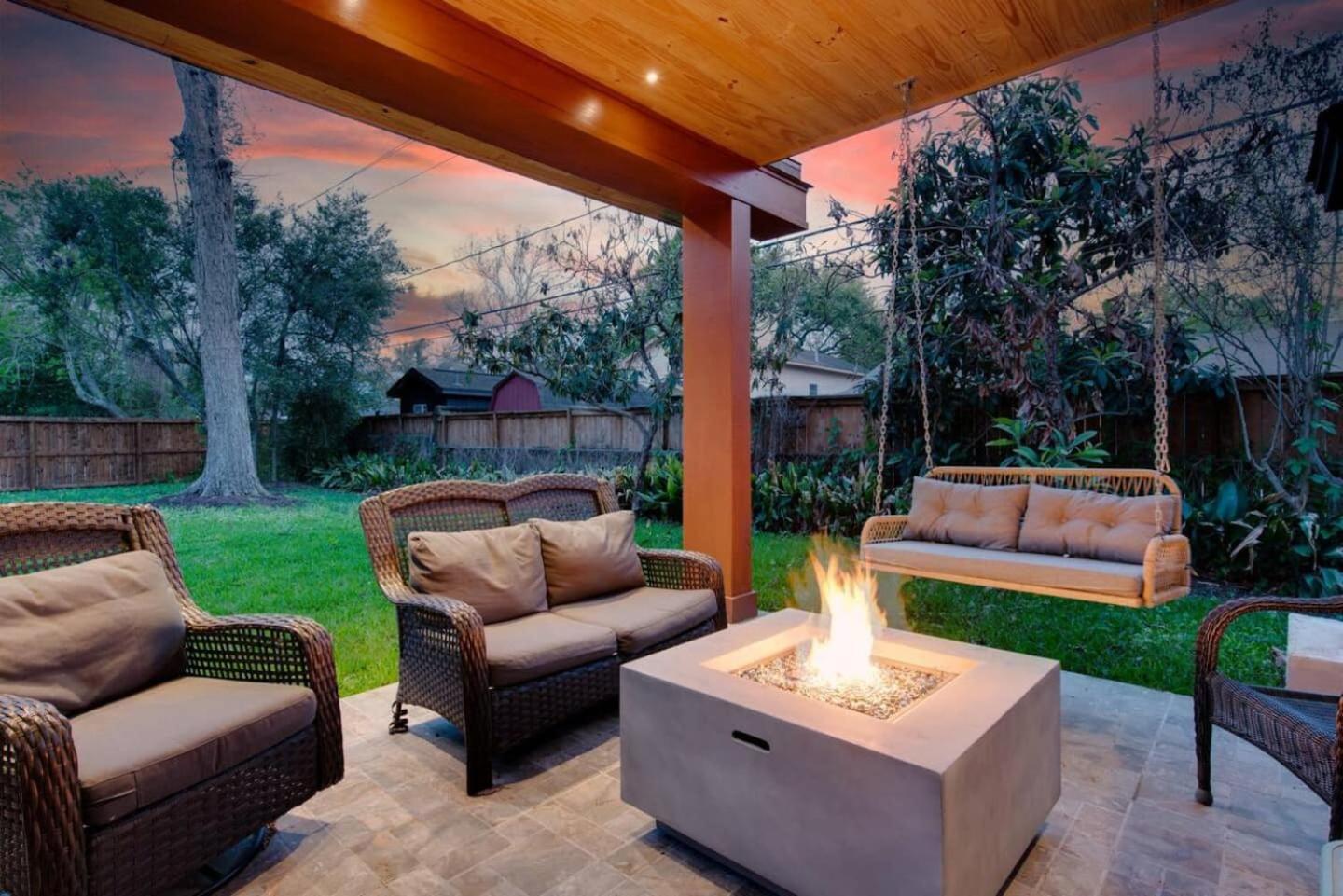 Western Oaks Retreat Houston Bagian luar foto